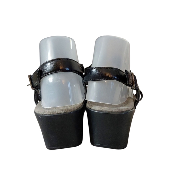 Dansko Surraya Black Leather Comfort Sandal Sling Back Ankle Strap Wedge Sandal - Picture 5 of 11